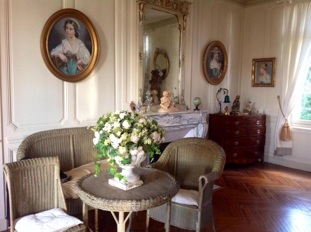 Saint-Martin-du-Vivier Chateau Du Mont Perreux المظهر الخارجي الصورة